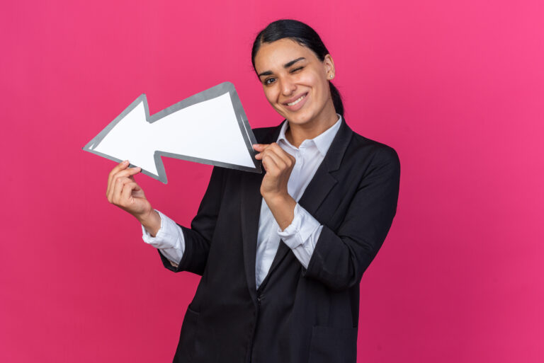 # Les signes de fatigue mentale chez les femmes (à ne pas ignorer) ## Introduction La fatigue mentale est de plus en plus fréquente chez les femmes, souvent liées à la charge mentale, au travail et à la vie personnelle. Voici les principaux signes à reconnaître. --- ## 1. Difficulté à se concentrer Vous avez du mal à terminer vos tâches ou à rester focus. --- ## 2. Irritabilité constante Des réactions émotionnelles plus fortes que d’habitude. --- ## 3. Fatigue même après repos Même après une nuit de sommeil, la fatigue persiste. --- ## 4. Perte de motivation Les tâches du quotidien semblent lourdes et sans intérêt. --- ## 5. Troubles du sommeil Difficulté à s’endormir ou réveils fréquents. --- ## 6. Sensation de surcharge mentale L’impression d’avoir “trop de choses dans la tête”. --- ## Conclusion La fatigue mentale ne doit pas être ignorée. Il est important de ralentir et de prendre soin de soi.